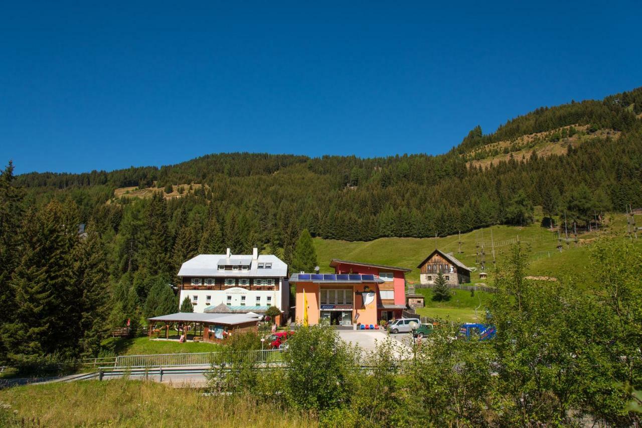 Hotel Hutmannshaus Kremsbrucke Buitenkant foto